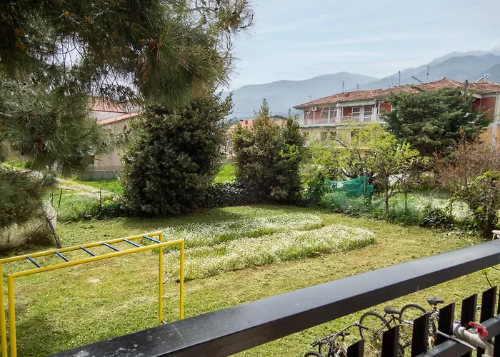 The Fir Trees House - Το Σπίτι Με Τα Έλατα